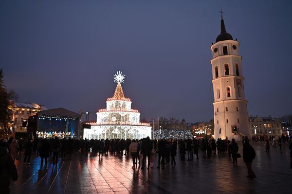 Празднование православного Рождества завершило программу новогодних праздников в столице. - Sputnik Литва