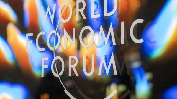 Логотип Всемирного экономического форума в Давосе, архивное фото - Sputnik Литва