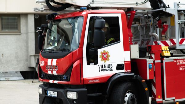 Пожарная машина в Вильнюсе - Sputnik Литва