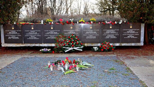 Мемориал советским воинам в Клайпеде - Sputnik Литва