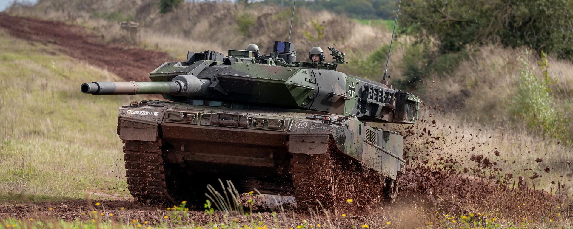 Боевой танк Leopard 2 вооруженных сил Германии - Sputnik Литва, 1920, 26.09.2025