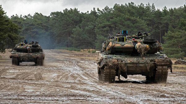 Боевой танк Leopard 2 вооруженных сил Германии - Sputnik Литва