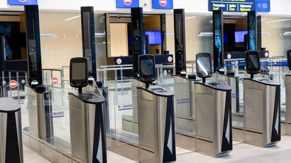 Новая система контроля в литовском аэропорту - Sputnik Литва