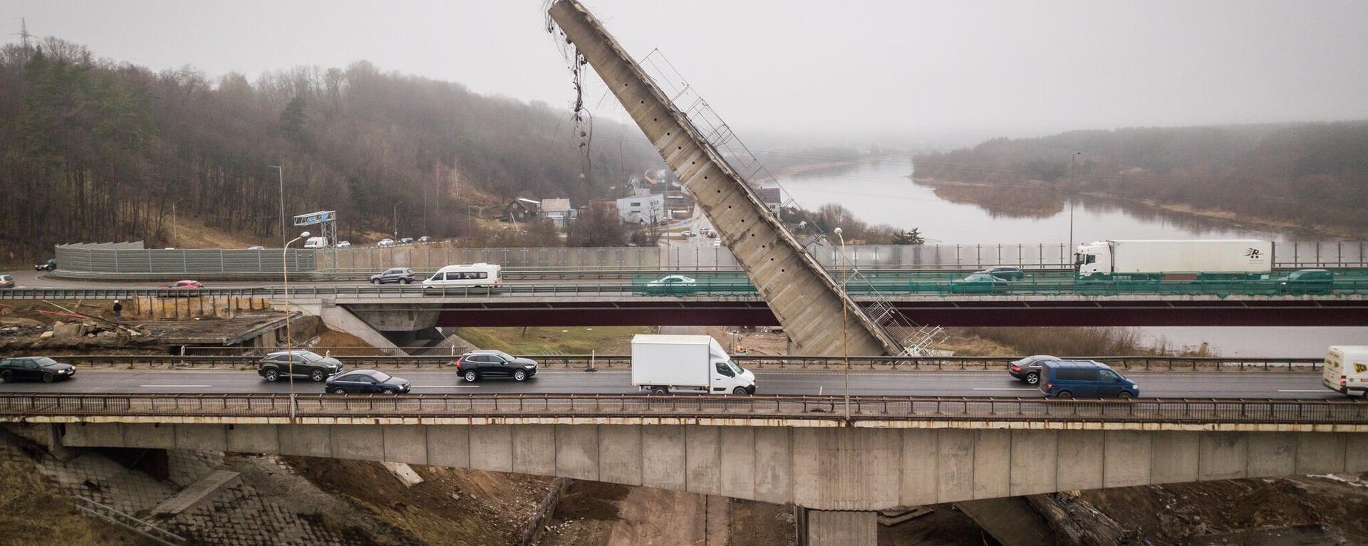 Обрушение ремонтируемого Клебонишкского моста в Каунасе - Sputnik Литва, 1920, 16.02.2023