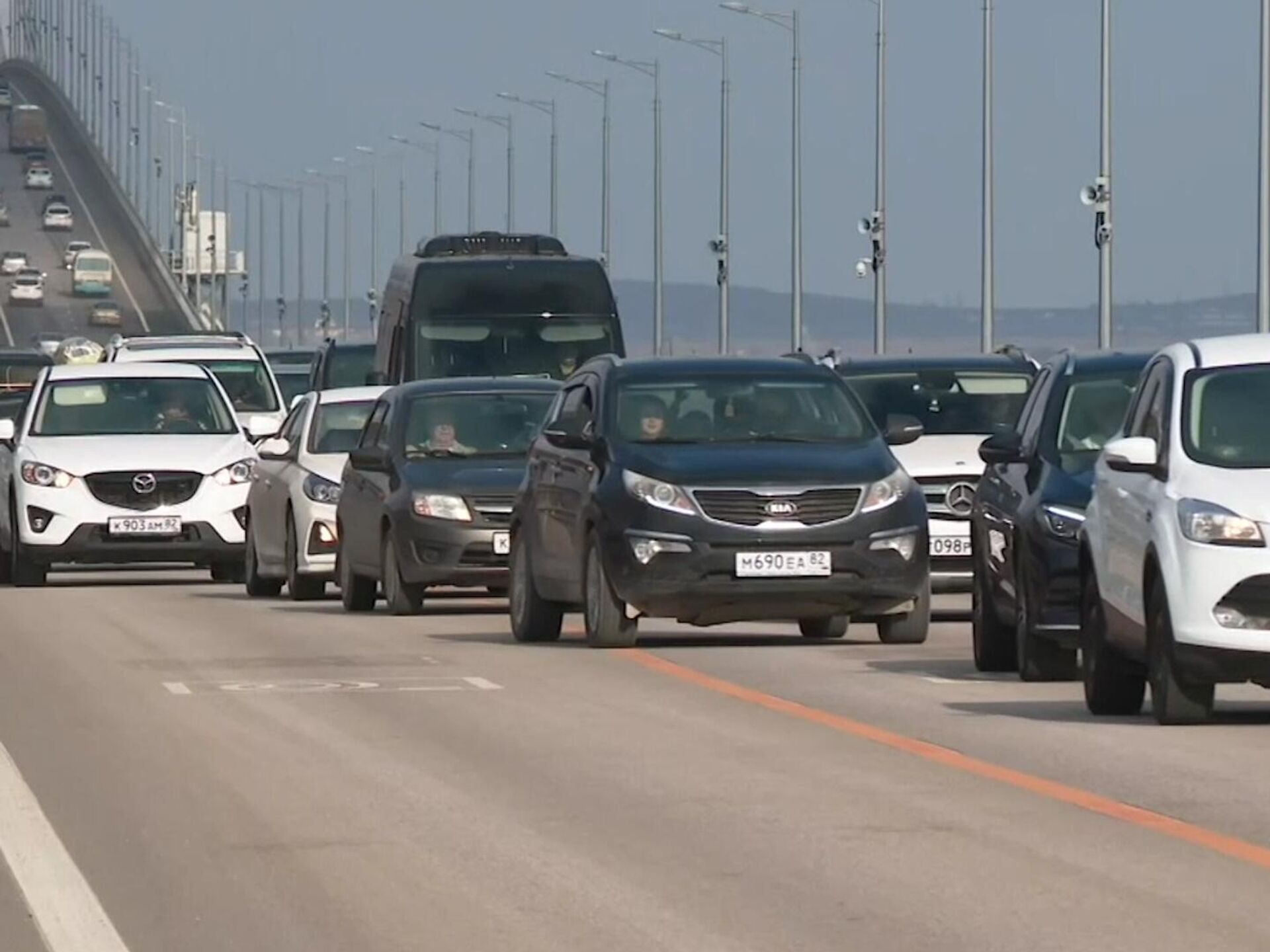 Крымский мост открыт для автомобилей. Япония машины. Крымский мост 2023. Автомобили правительства. Крымский мост сейчас.