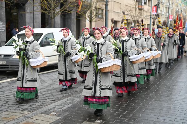 В Вильнюсе 3 марта стартовала традиционная ярмарка ремесленников и торговцев &quot;Казюкас&quot;. - Sputnik Литва