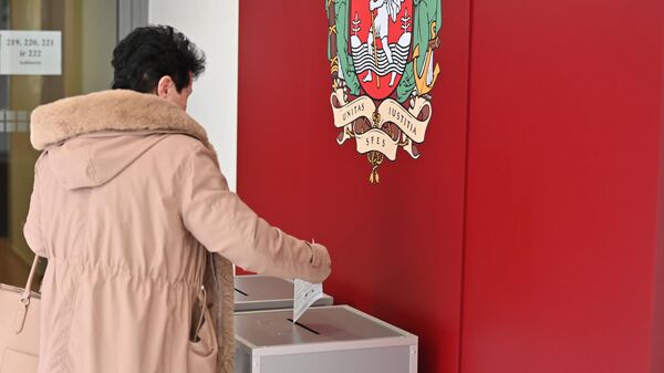 Голосование на выборах в органы местного самоуправления в Вильнюсе - Sputnik Литва