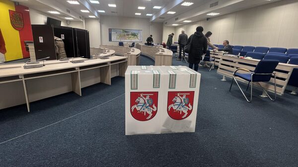 Голосование на выборах в местные самоуправления - Sputnik Литва