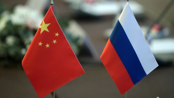 Флаги Китая и России - Sputnik Литва