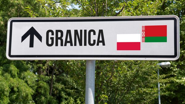Дорожный указатель на границе между Польшей и Белоруссией - Sputnik Литва