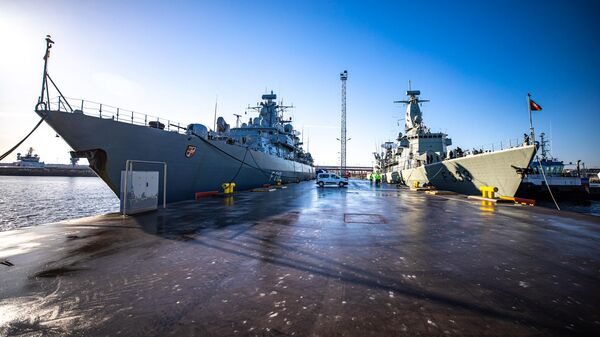 Корабли НАТО в порту Таллина - Sputnik Литва