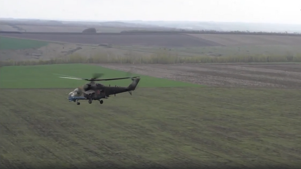 Боевая работа экипажей вертолетов Ми-35 - Sputnik Литва