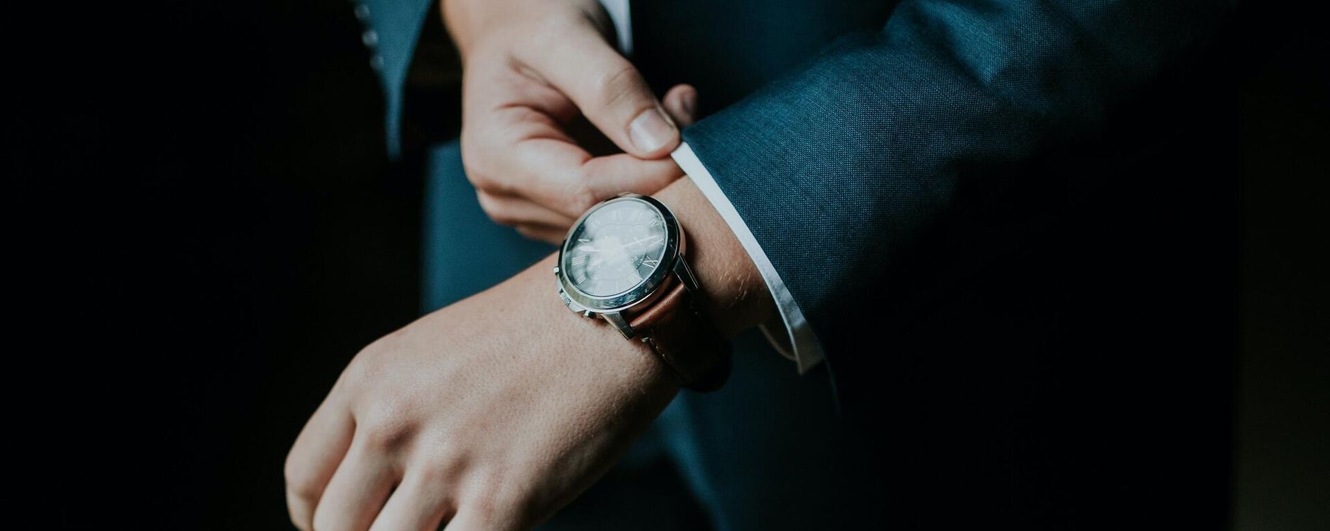 Мужчина в костюме, архивное фото - Sputnik Литва, 1920, 29.03.2025