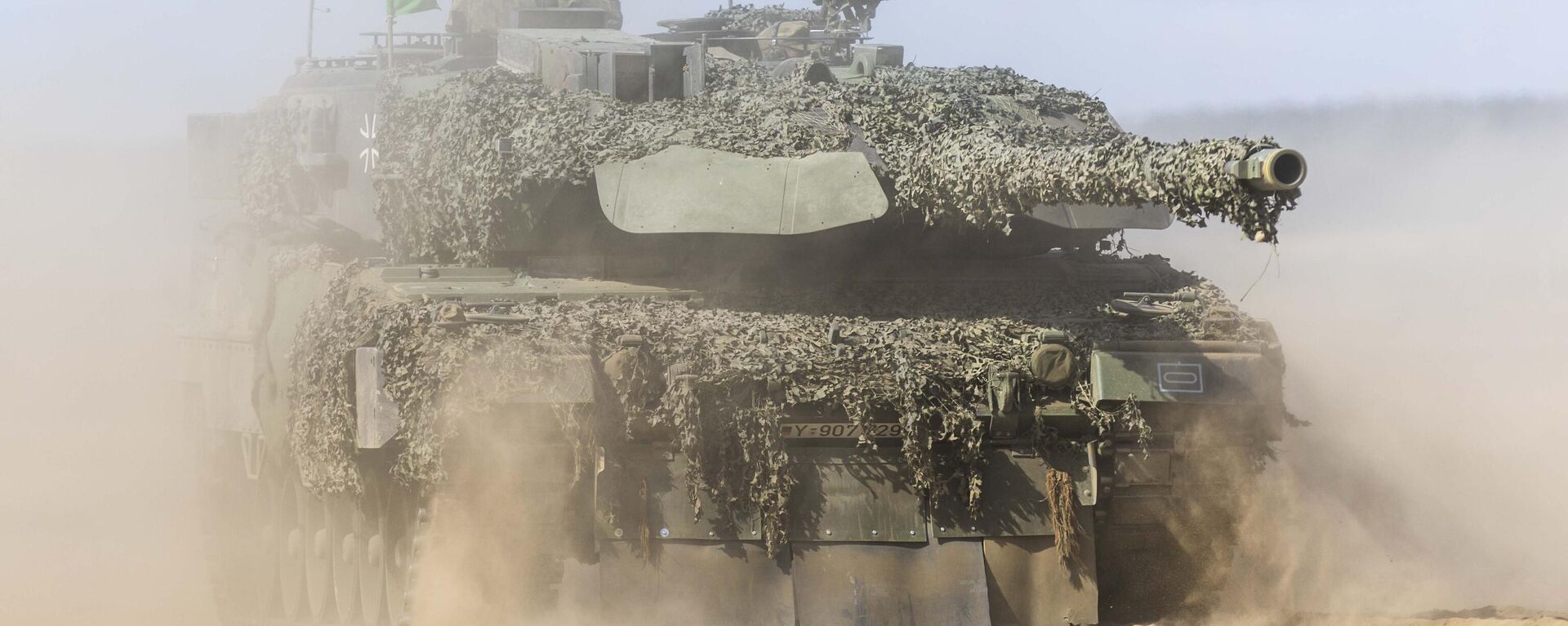 Боевой танк Leopard 2 - Sputnik Литва, 1920, 10.06.2025