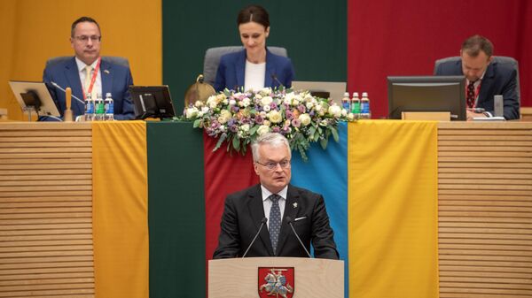Президент Литвы Гитанас Науседа выступает в Сейме - Sputnik Литва