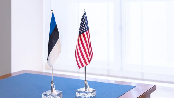 Флаги США и Эстонии, архивное фото - Sputnik Литва
