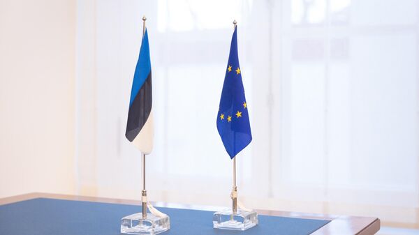 Флаги Эстонии и ЕС, архивное фото - Sputnik Литва