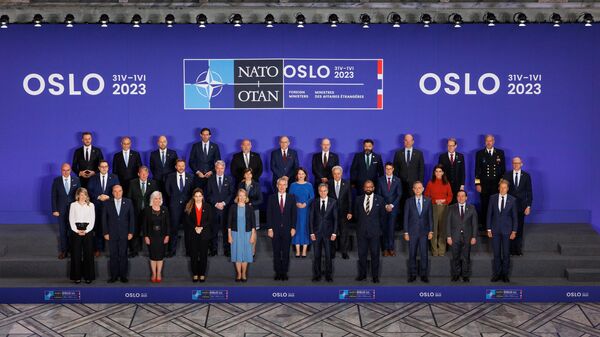 Неофициальная встреча министров иностранных дел стран — членов НАТО - Sputnik Литва