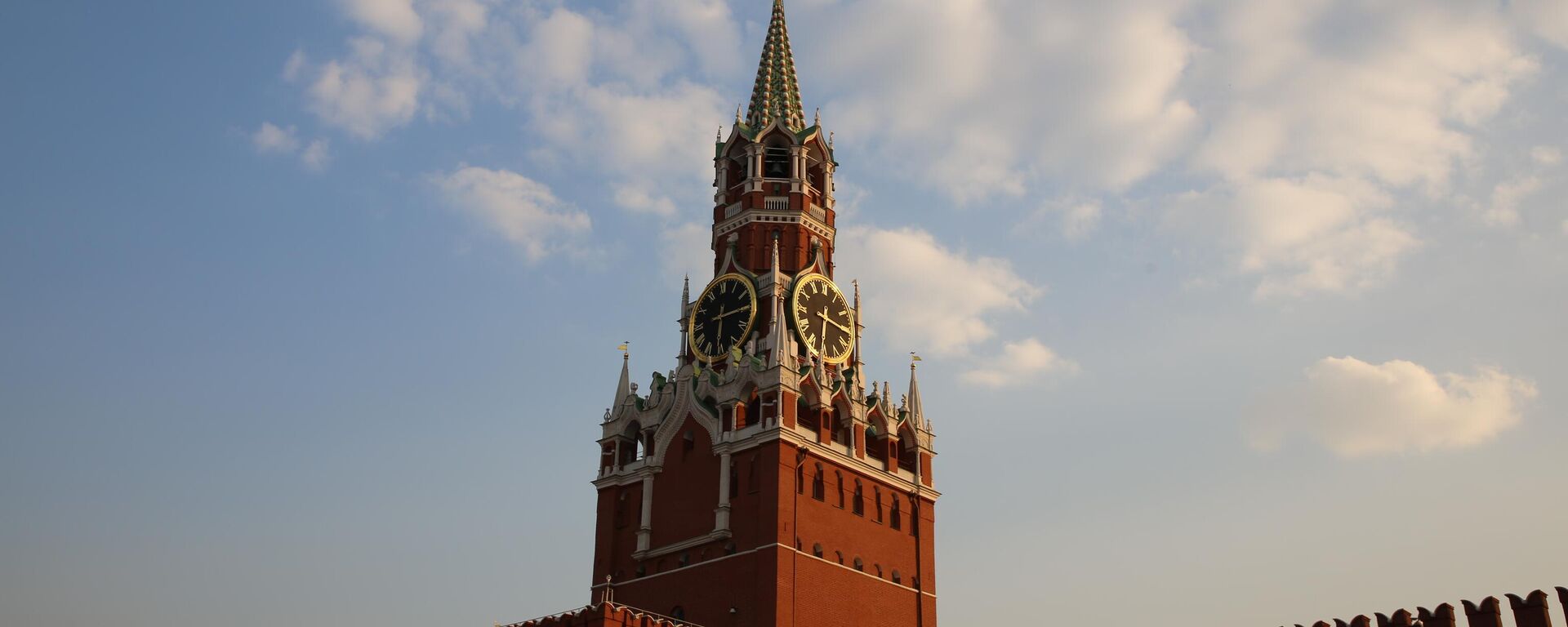 Спасская башня Московского Кремля, архивное фото - Sputnik Литва, 1920, 04.02.2024