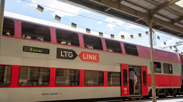 Поезд, архивное фото - Sputnik Литва
