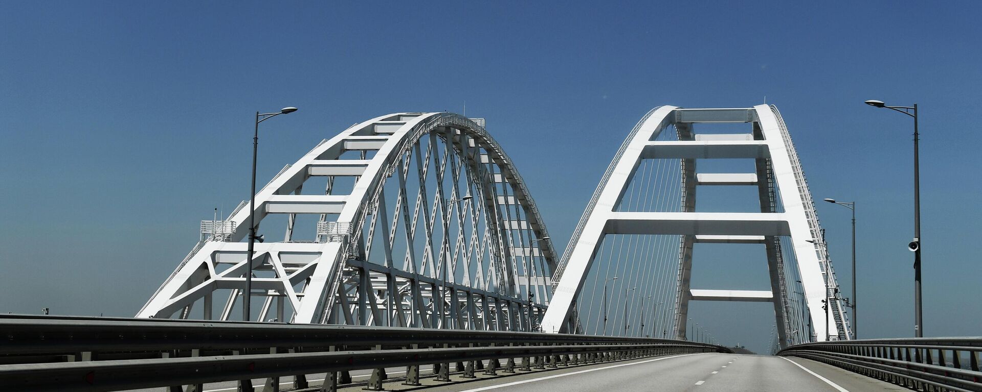 Крымский мост, архивное фото - Sputnik Литва, 1920, 01.03.2024