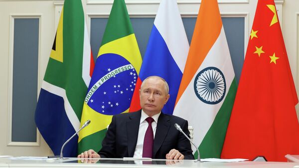 Президент РФ В. Путин принял участие в саммите БРИКС - Sputnik Литва