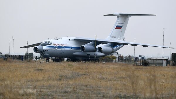 Военно-транспортный самолет ВКС России Ил-76 - Sputnik Литва