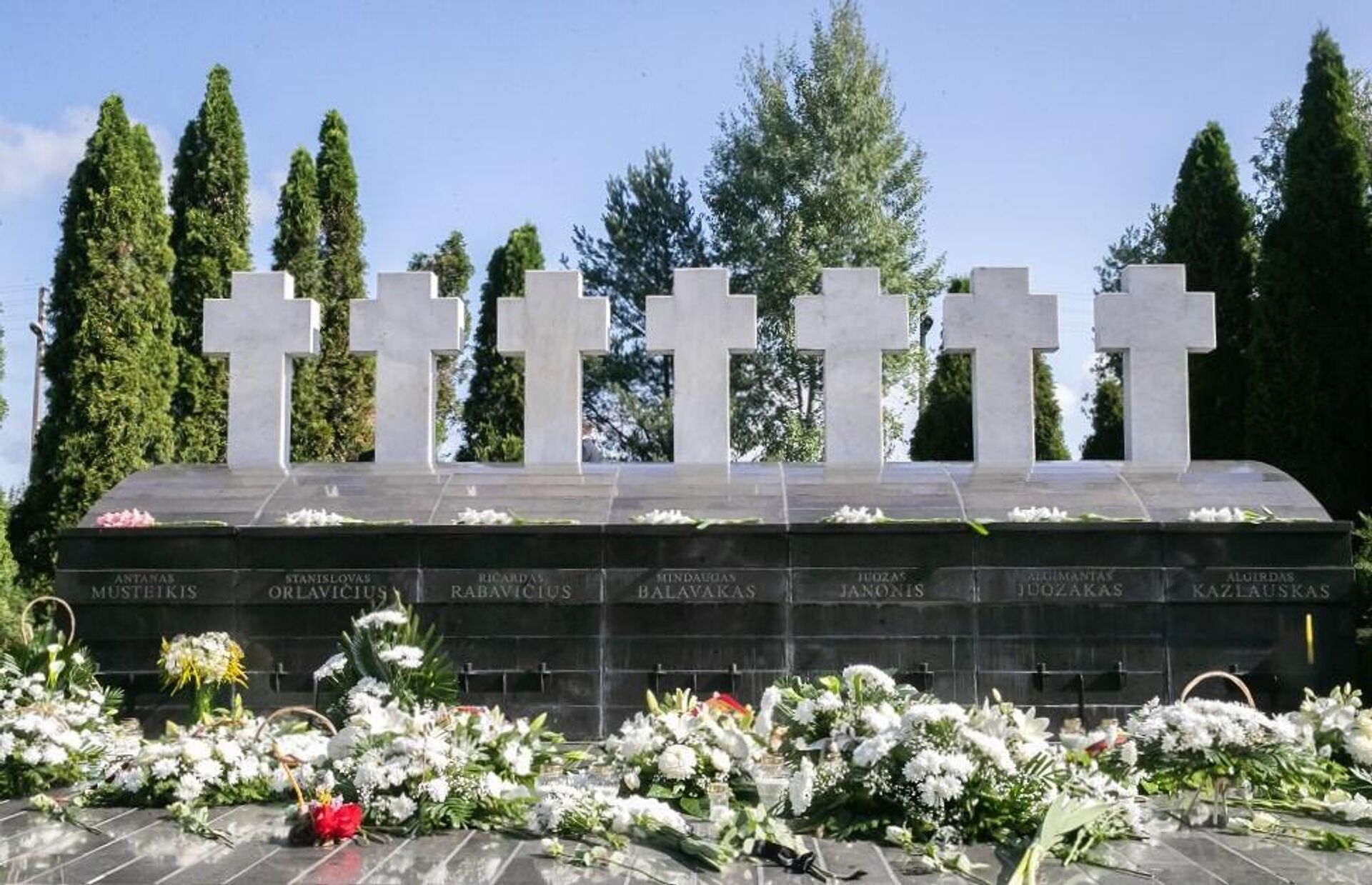 Мемориал офицерам, погибшим на пограничном посту Мядининкай, архивное фото - Sputnik Литва, 1920, 06.09.2023