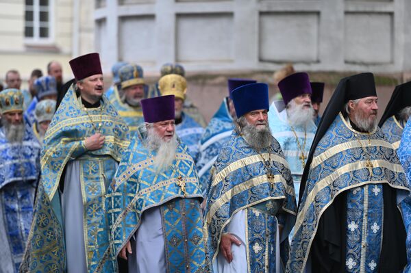 Традиция с Сурдегским образом была возрождена по благословению митрополита Иннокентия. - Sputnik Литва