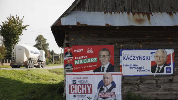 Агитационные плакаты перед парламентскими выборами в Польше - Sputnik Литва