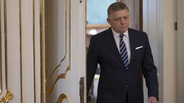 Премьер-министр Словакии Роберт Фицо - Sputnik Литва