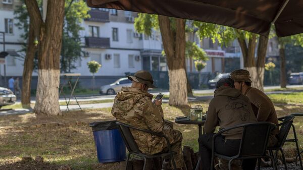 Украинские военные в Краматорске - Sputnik Литва