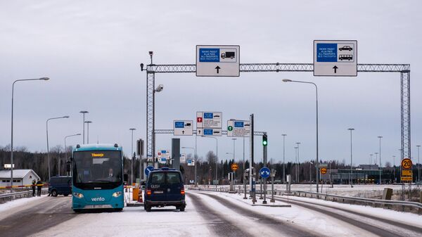 Финский пограничный пункт пропуска автомобилей МАПП Нуйамаа на границе РФ и Финляндии - Sputnik Литва