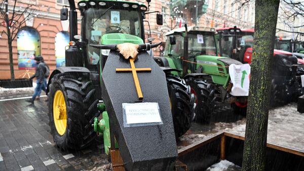 Второй день протеста фермеров в Вильнюсе - Sputnik Литва
