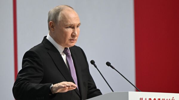 Президент РФ В. Путин принял участие в форуме Всё для Победы! в Туле - Sputnik Литва