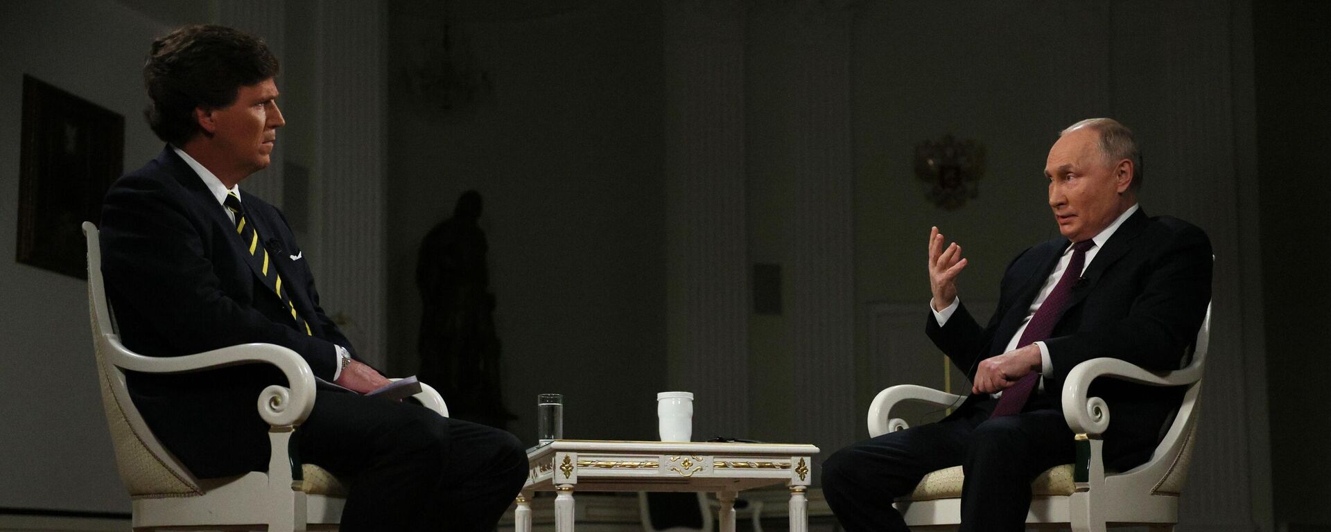 Президент РФ Владимир Путин и американский журналист Такер Карлсон - Sputnik Литва, 1920, 09.02.2024