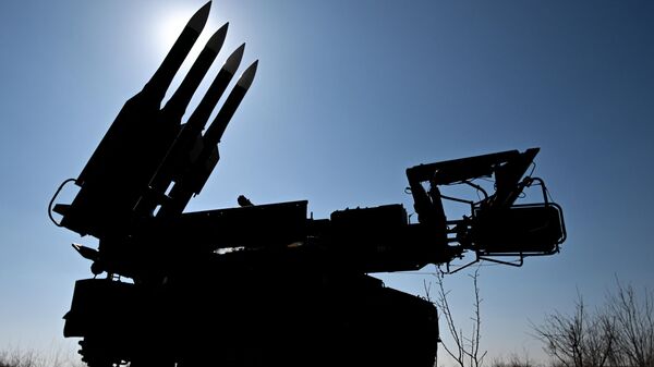 Зенитно-ракетный дивизион ЦВО на Авдеевском направлении - Sputnik Литва