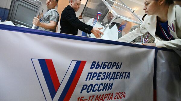 Подсчет голосов на выборах президента РФ - Sputnik Литва