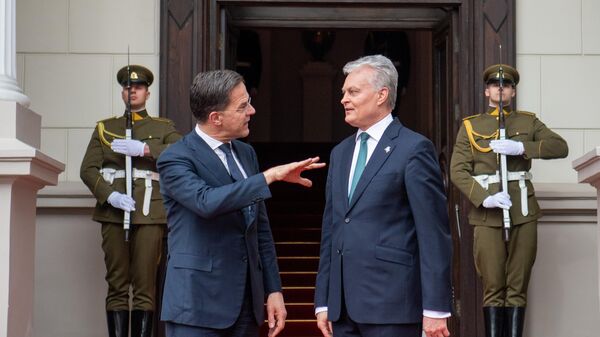 Премьер-министр Нидерландов Марк Рютте и президент Литвы Гитанас Науседа - Sputnik Литва
