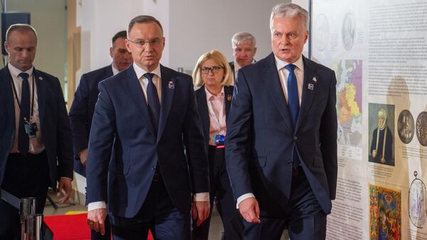 Президент Польши Анджей Дуда и президент Литвы Гитанас Науседа - Sputnik Литва