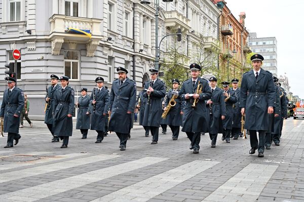 На фото: духовой оркестр полиции. - Sputnik Литва