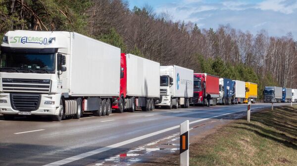 Очередь грузовиков на белорусско-литовской границе, архивное фото - Sputnik Литва