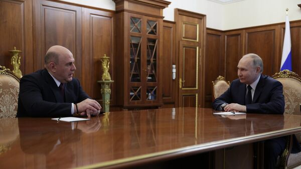 Президент РФ Владимир Путин и премьер-министр Михаил Мишустин - Sputnik Литва