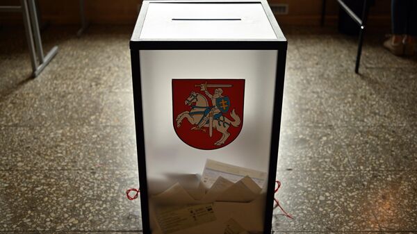 Голосование в Литве на выборах в Европарламент - Sputnik Литва