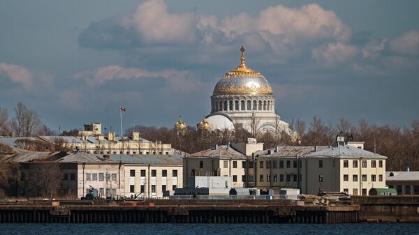Вид на Морской собор из Каботажной гавани, Кронштадт - Sputnik Литва