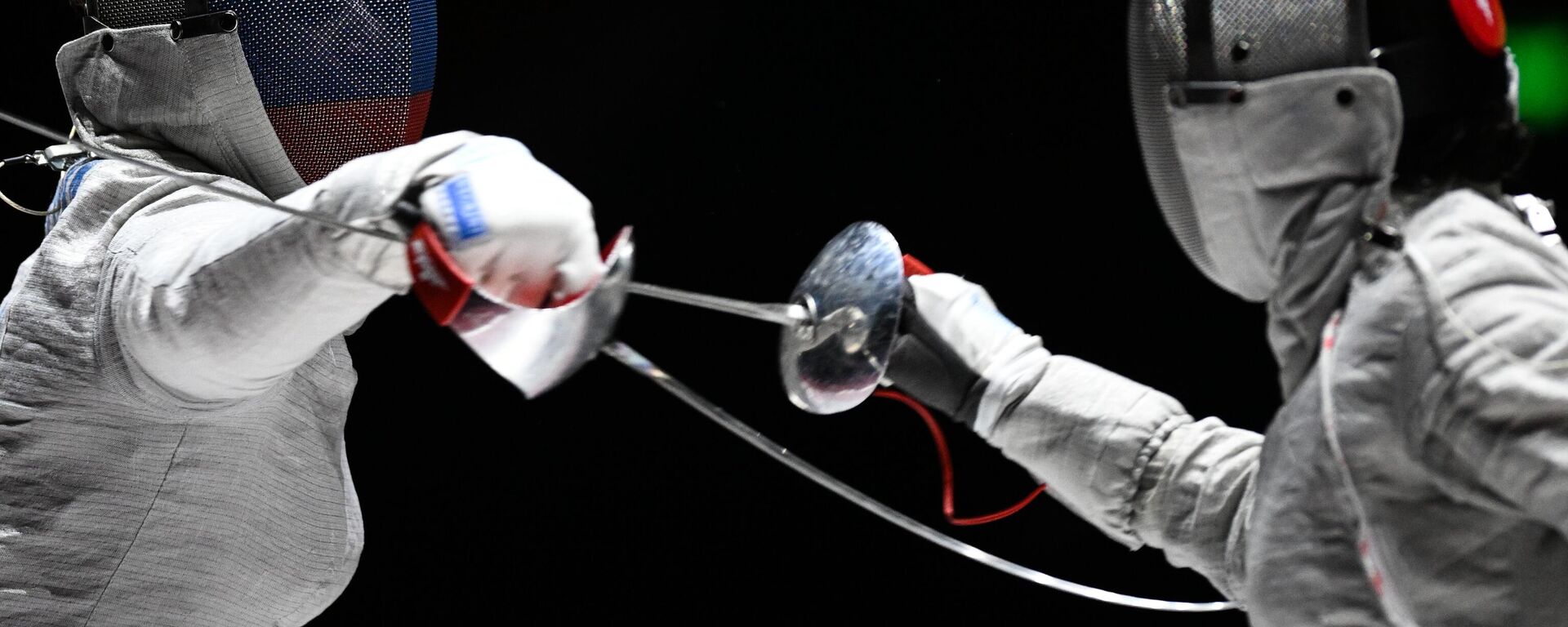 Соревнования по фехтованию на саблях среди женщин на Играх БРИКС - Sputnik Литва, 1920, 23.01.2026