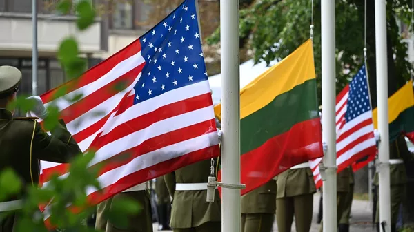 Флаги США и Литвы, архивное фото - Sputnik Литва