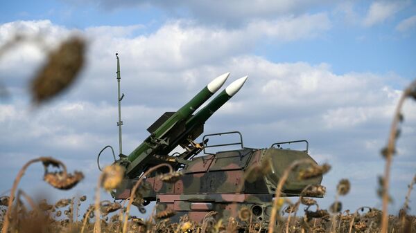 Зенитный ракетный комплекс Бук-М2 - Sputnik Литва