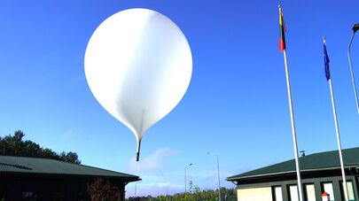 Метеозонд на литовской границе, архивное фото