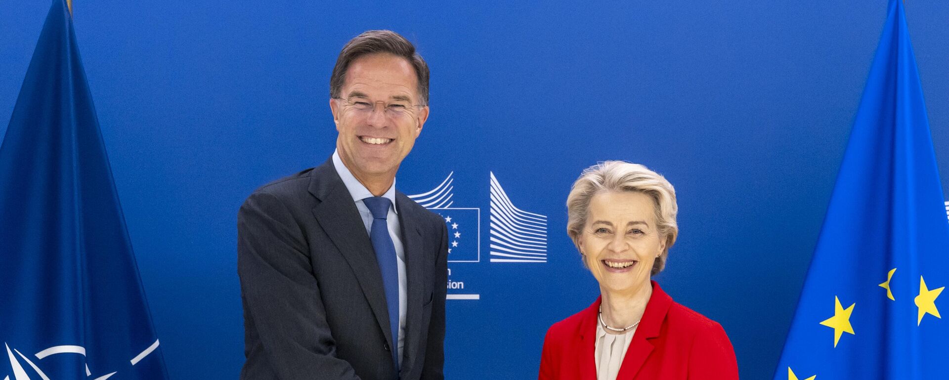 Генеральный секретарь НАТО Марк Рютте и председатель Европейской комиссии Урсула фон дер Ляйен, архивное фото - Sputnik Литва, 1920, 17.04.2026